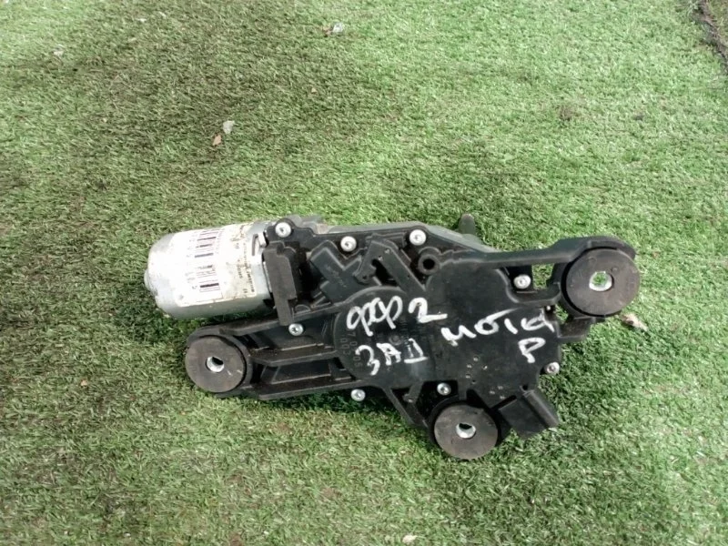 Моторчик стеклоочистителя задний Ford Focus