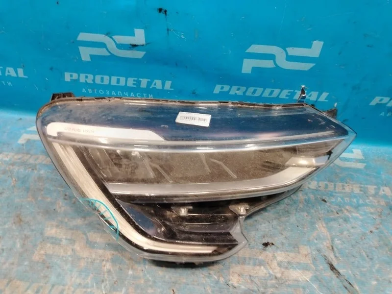 Фара правая Renault Arkana 2018>