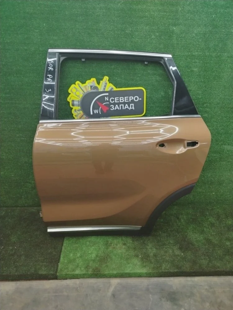 Дверь Kia Sorento 2017 77003C5010 UM D4HB, задняя левая