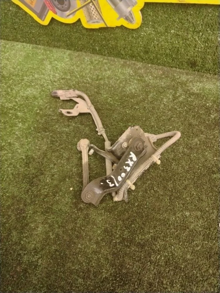 Датчик дорожного просвета Lexus RX300 2019 8940748061 AGL25L 8ARFTS