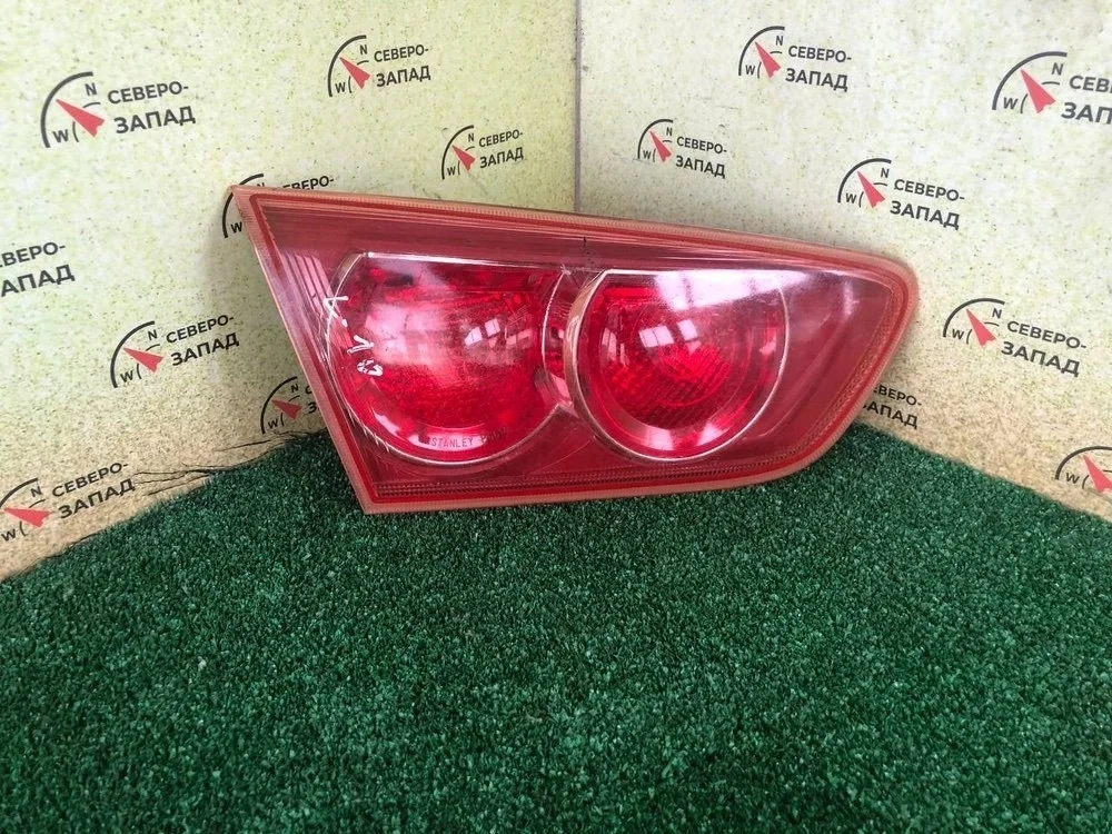 Фонарь внутренний Mitsubishi Lancer 2008 8337A009 CY 4A92, задний левый