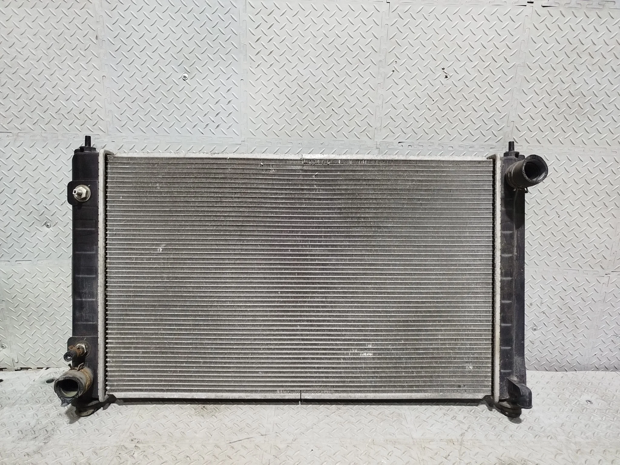 РАДИАТОР ДВИГАТЕЛЯ NISSAN 21460JN90A XE323