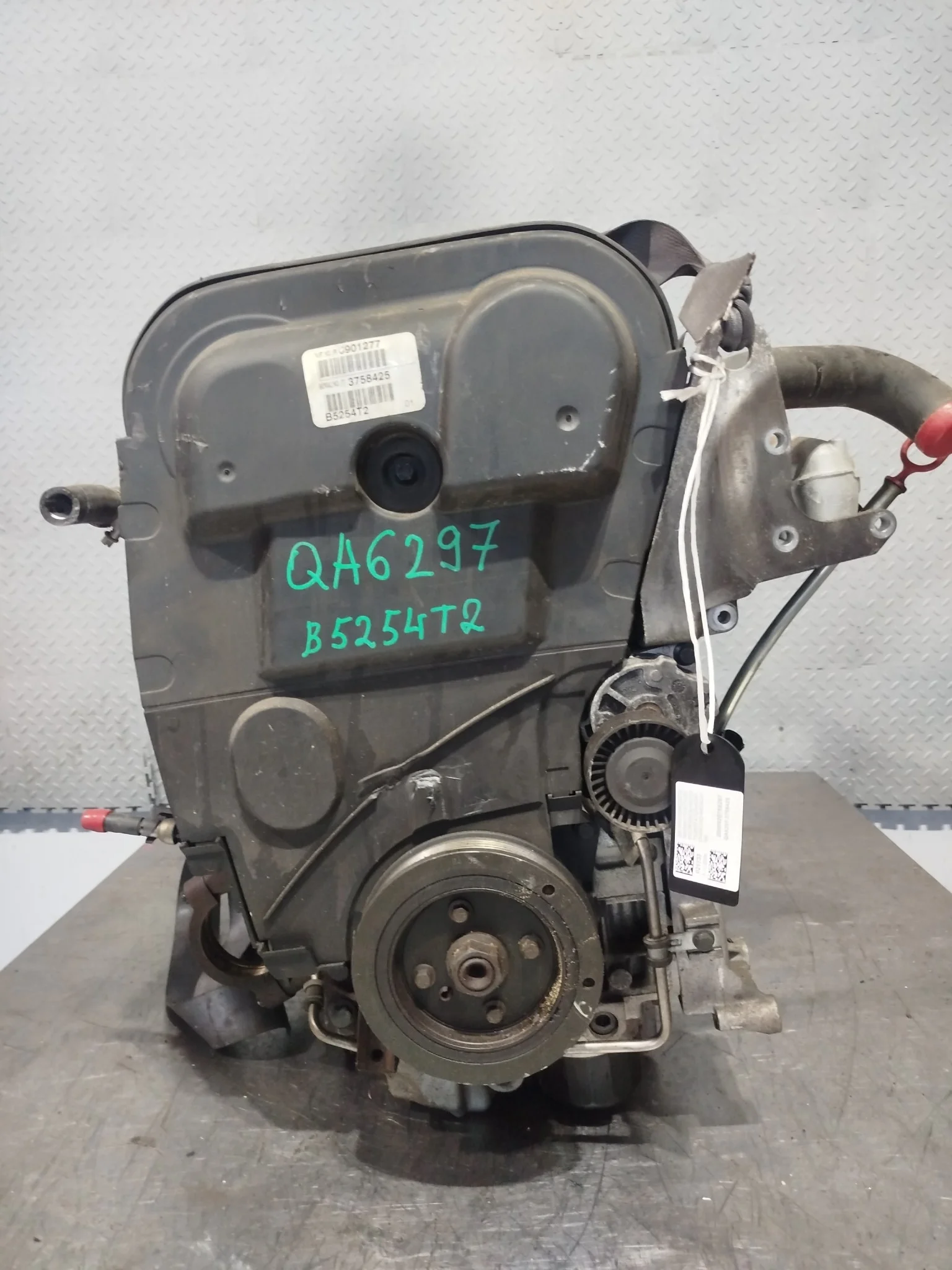 ДВС VOLVO 8251100 QA6297-3758425