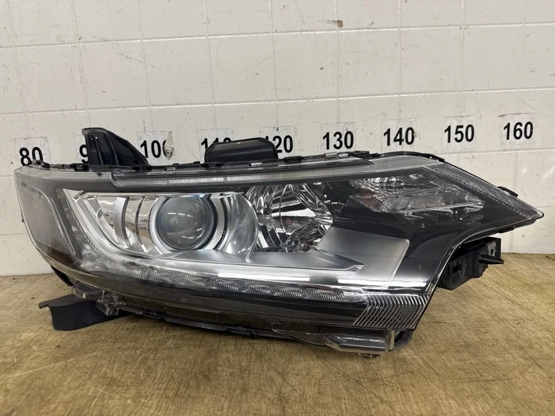 ФАРА MITSUBISHI OUTLANDER 3 2015 2016 2017 2018 2019 2020 2021 8301C854 GF, передняя правая