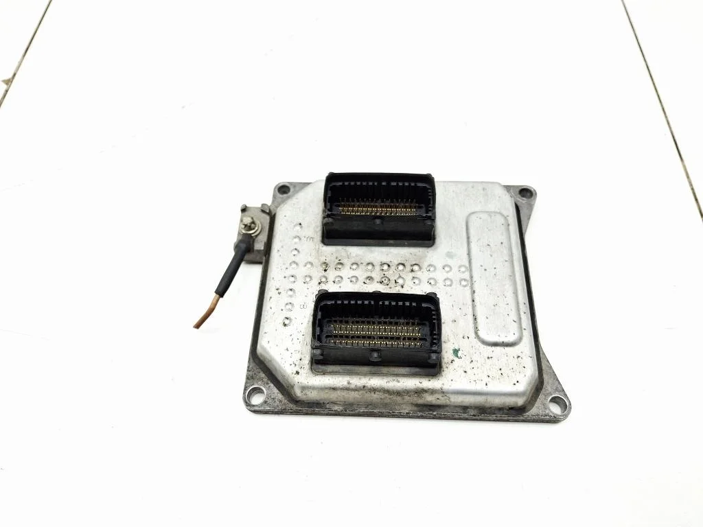 Блок управления двигателем Opel Astra H