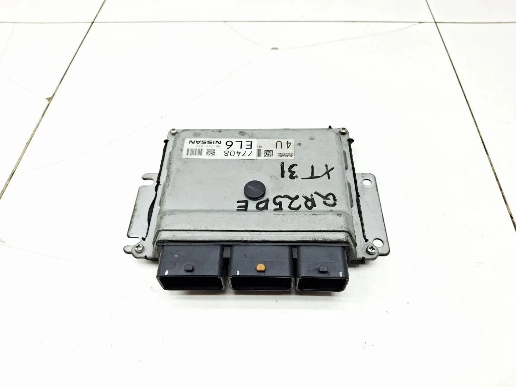 Блок управления двигателем Nissan X-Trail T31