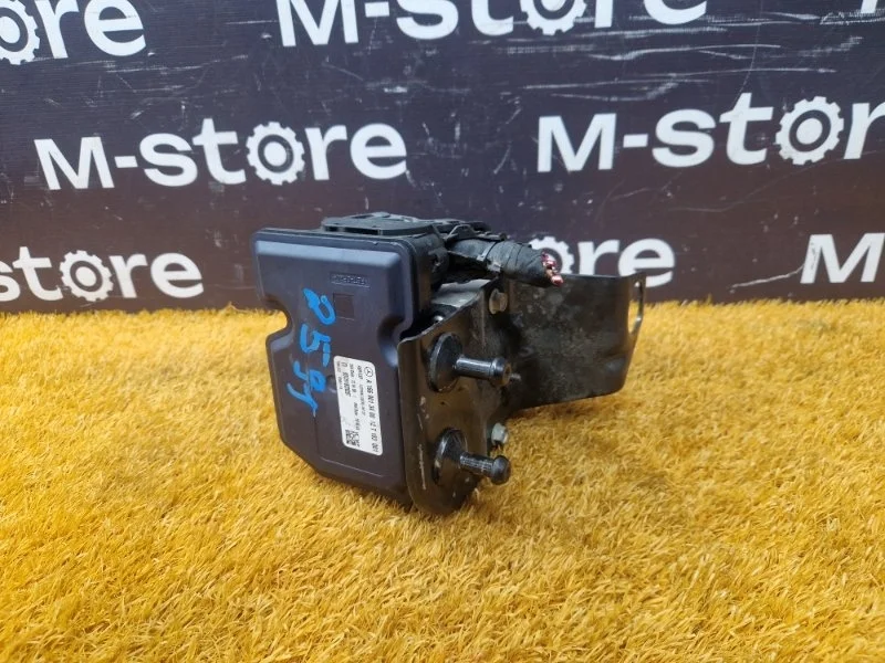 Блок ABS Mercedes-Benz M-Class 2012 A1669013400 W166 642.826