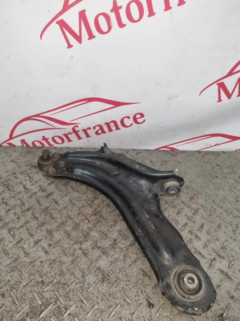 Рычаг передний Renault Kangoo 8200586561 2, левый