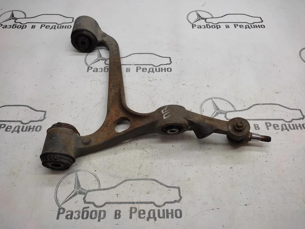 Рычаг передний нижний правый Mercedes-Benz