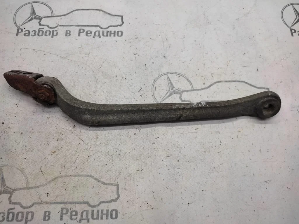 Рычаг задний Mercedes-Benz
