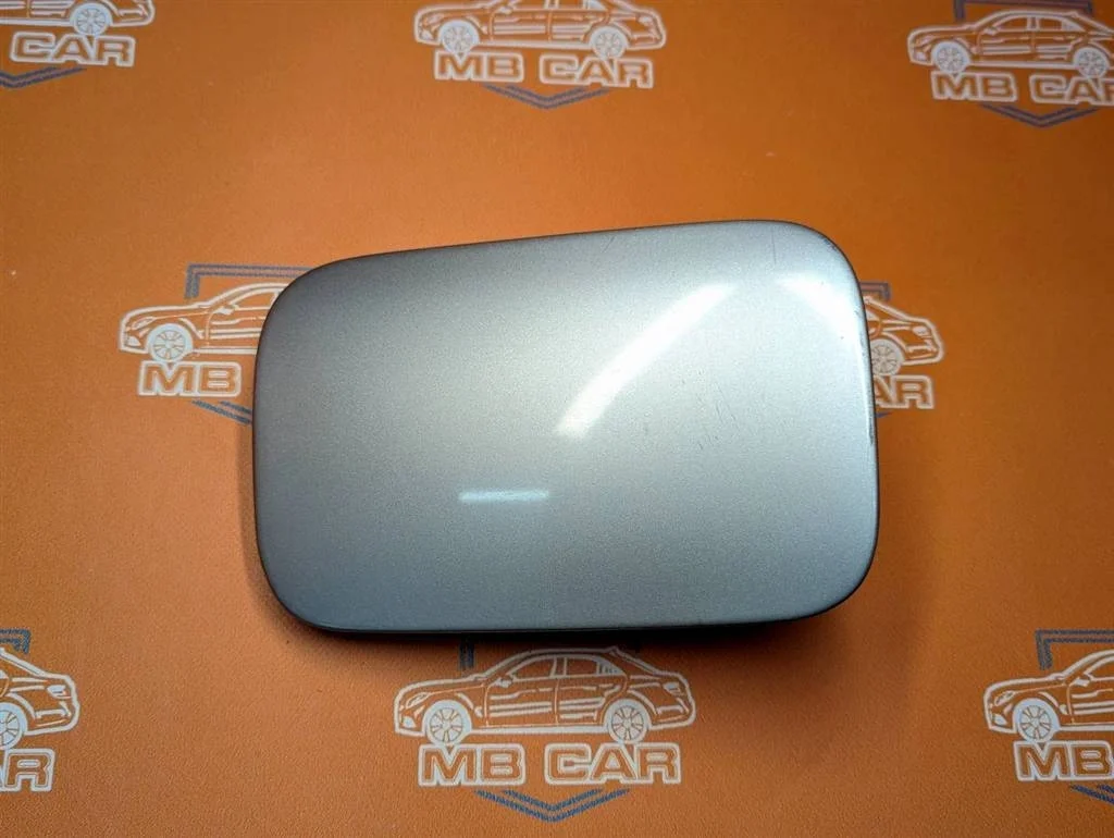 Лючок топливного бака Mercedes-Benz