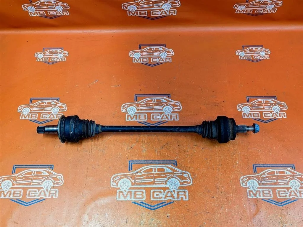 Привод задний Mercedes-Benz
