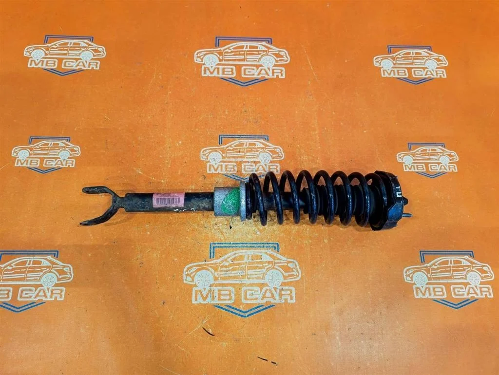 Стойка передняя Mercedes-Benz
