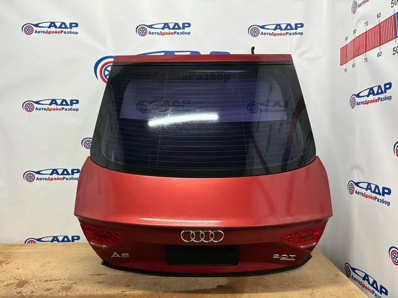 Крышка багажника Audi A5 2010 8T8827025 8T CDNC