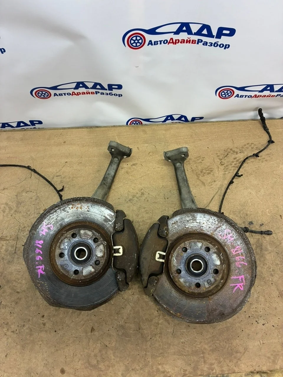 Кулак поворотный Audi A5 2010 4G0407253B 8T CDNC, передний левый