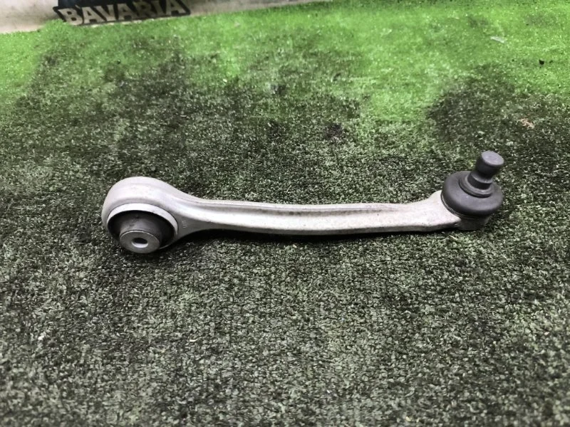 Рычаг передний Audi A4 2016 8W0407505C B9 CYR, левый