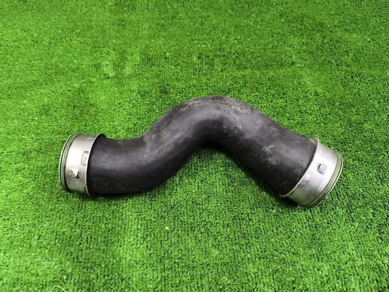 Патрубок интеркулера Audi TT 2012 1K0145832J 8J3 CDA