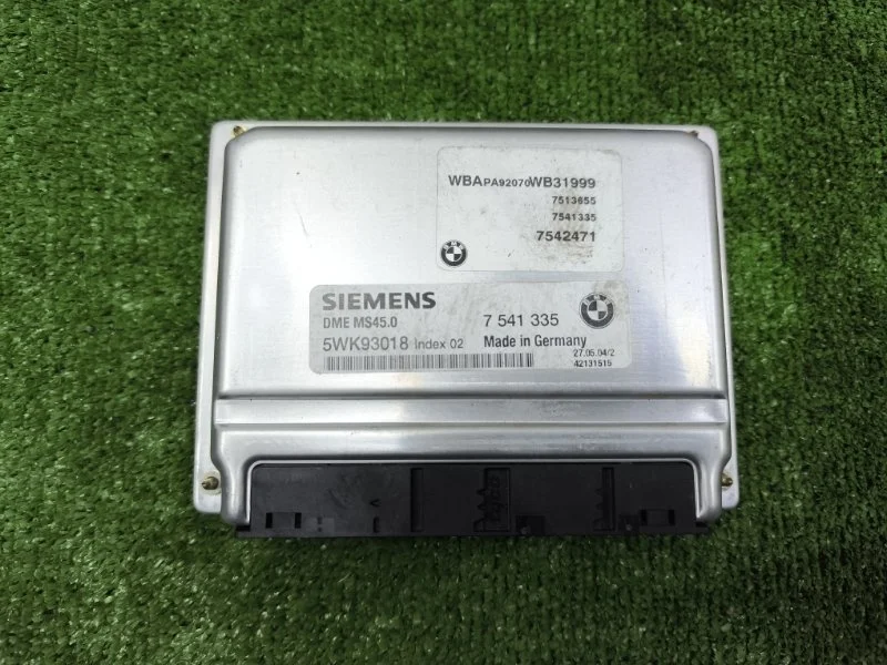 Блок управления двигателем BMW X3 2004 12147561381 E83 M54B30
