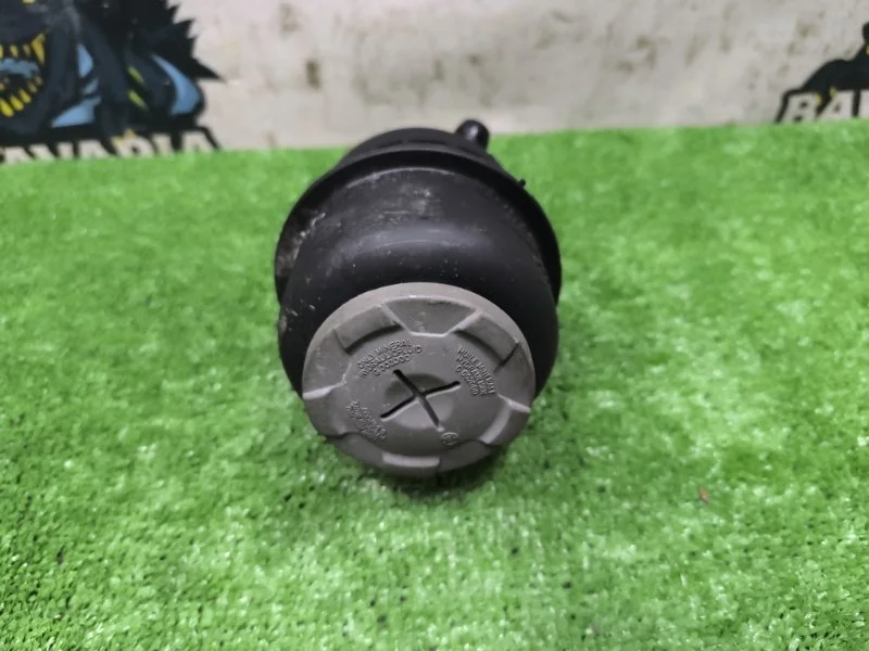 Бачок гидроусилителя Audi A5 2010 4F0422371D 8T CDN
