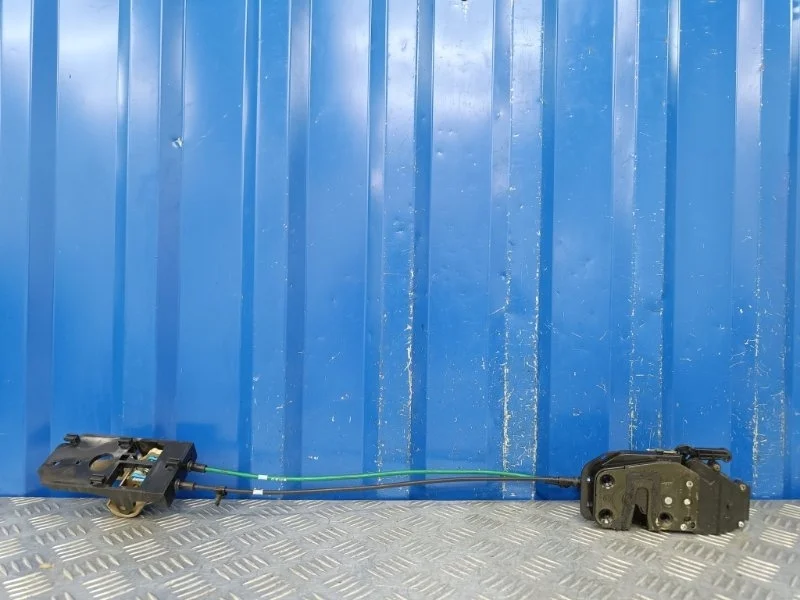 Замок Kia Cerato 2007 813202F010 LD 1.6 G4FC, передний правый