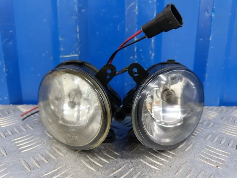 Фары противотуманные Audi A6 2005 4F0941699 C6 4.2 BAT