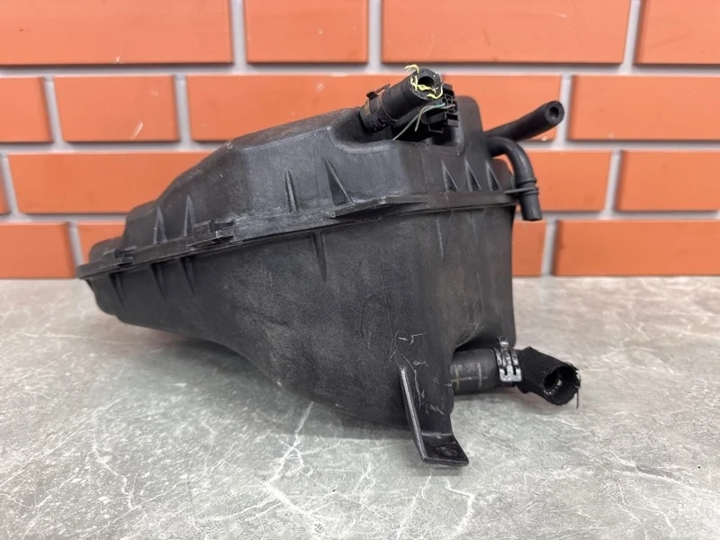 Бачок расширительный Audi Q7 2007 7L0121407E 1 4.2 BAR