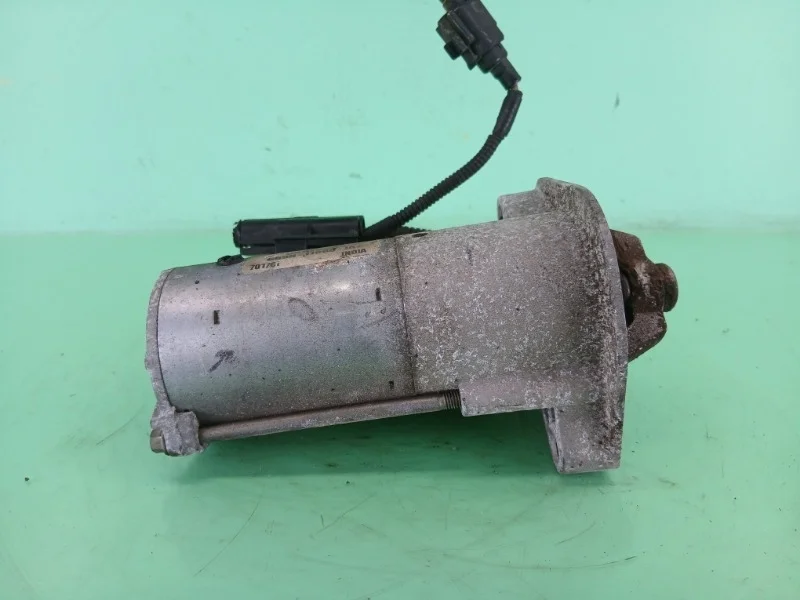 Стартер Volvo S40 2007-2012