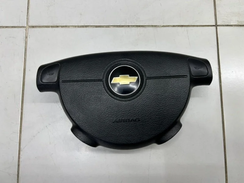 Подушка безопасности в рулевое колесо Chevrolet