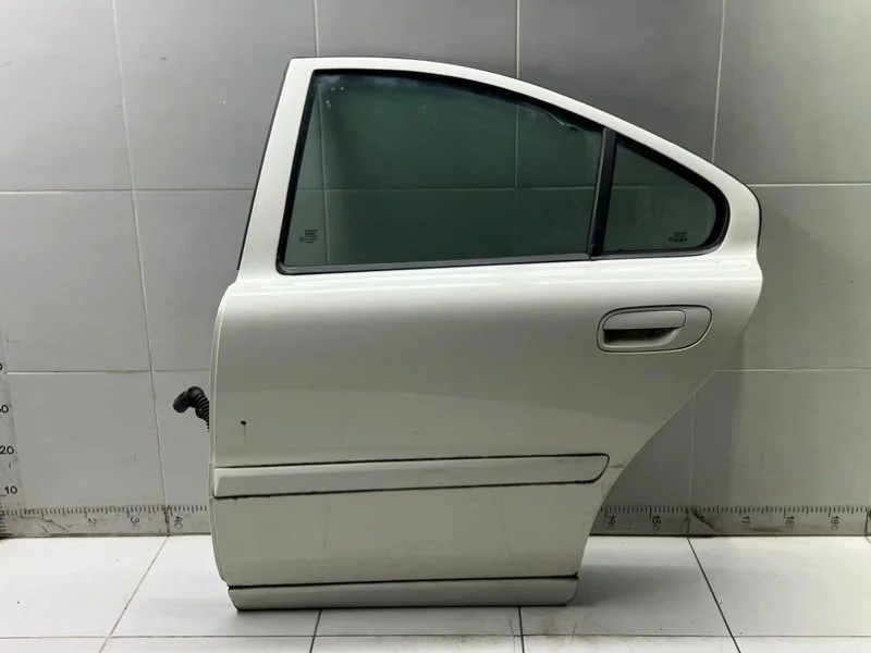 Дверь задняя левая Volvo S60 СЕДАН B5244S 2002