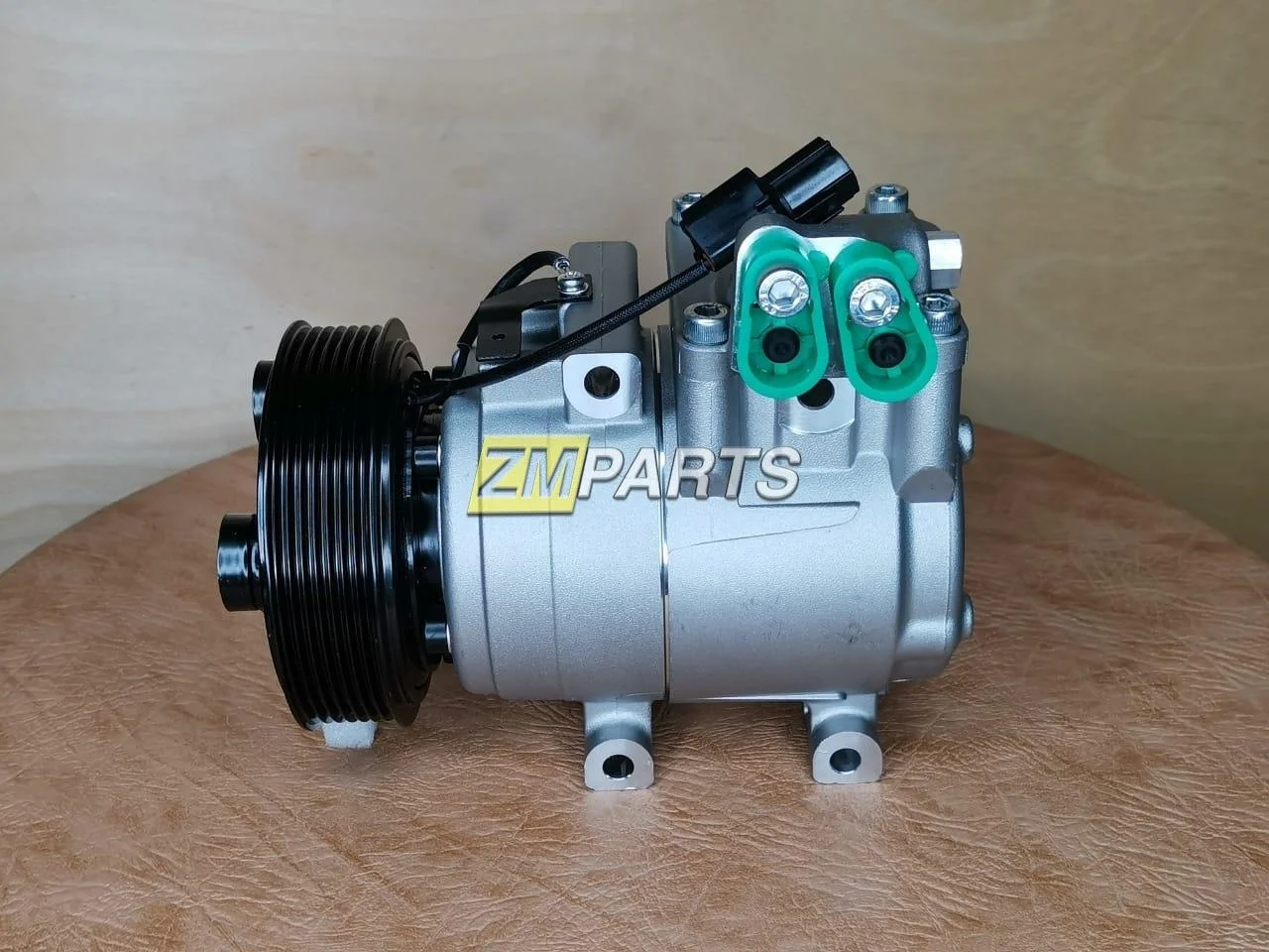 Компрессор кондиционера Гранд Старекс 977014H061