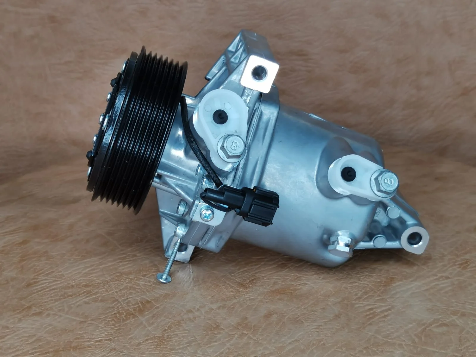 Компрессор кондиционера Nissan Juke, Ниссан Жук