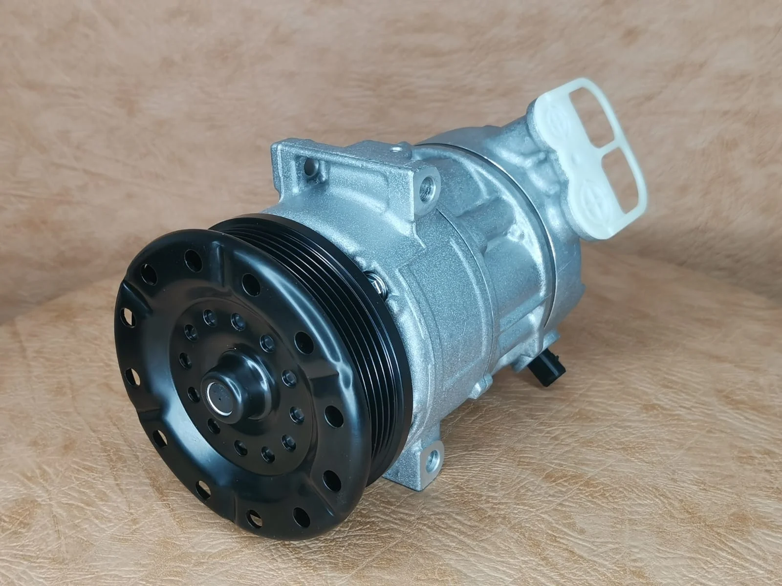 Компрессор кондиционера Опель Корса, Opel Corsa