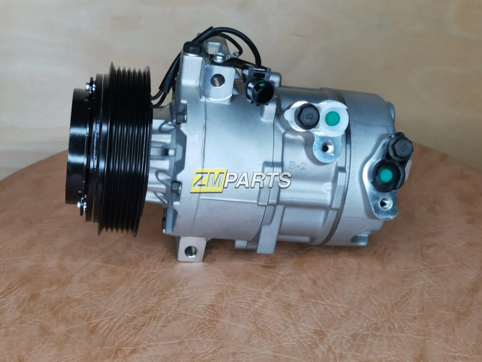 Компрессор кондиционера Kia Sorento XM 977012P110