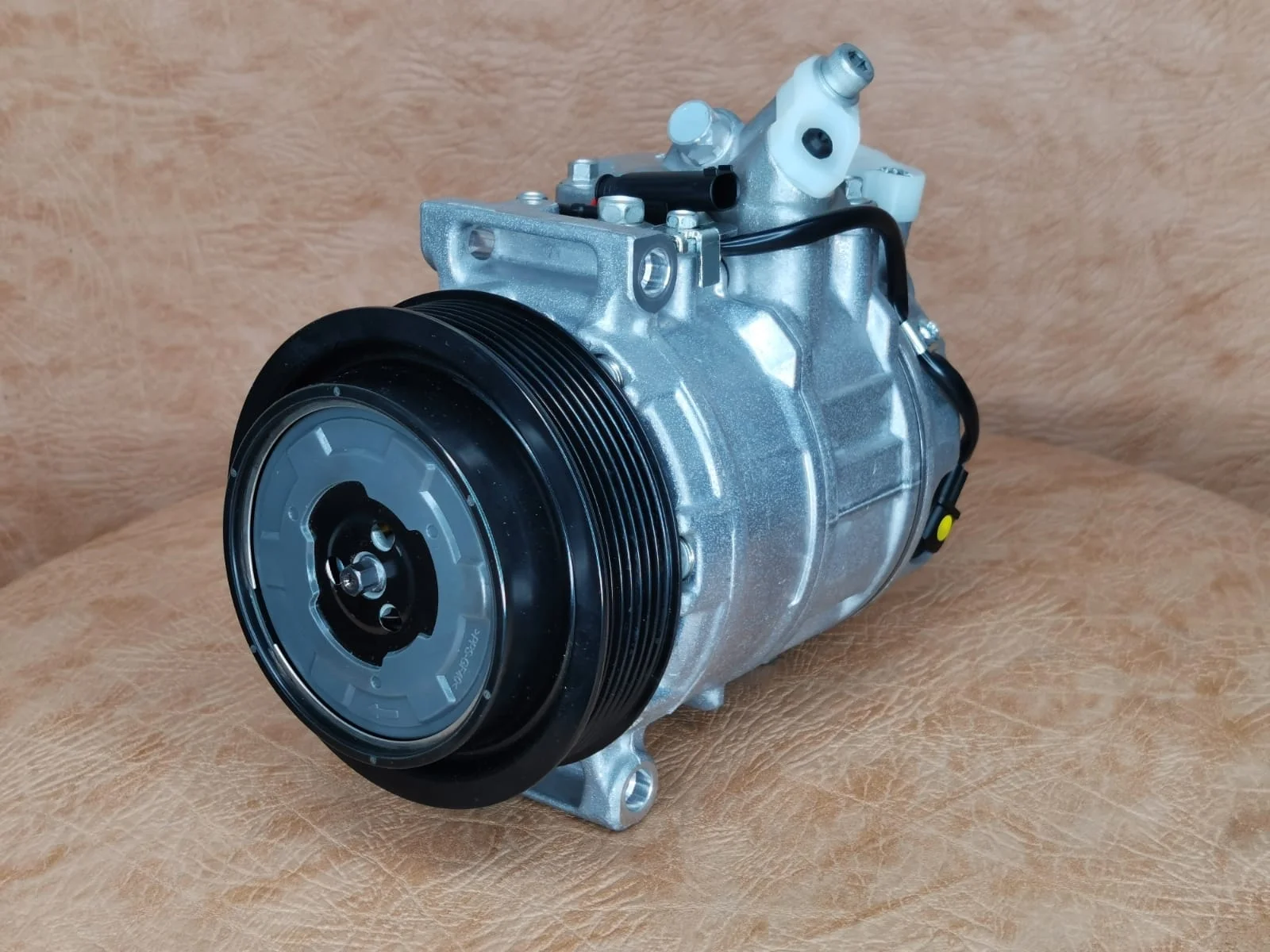 Компрессор кондиционера Mercedes C, E class новый