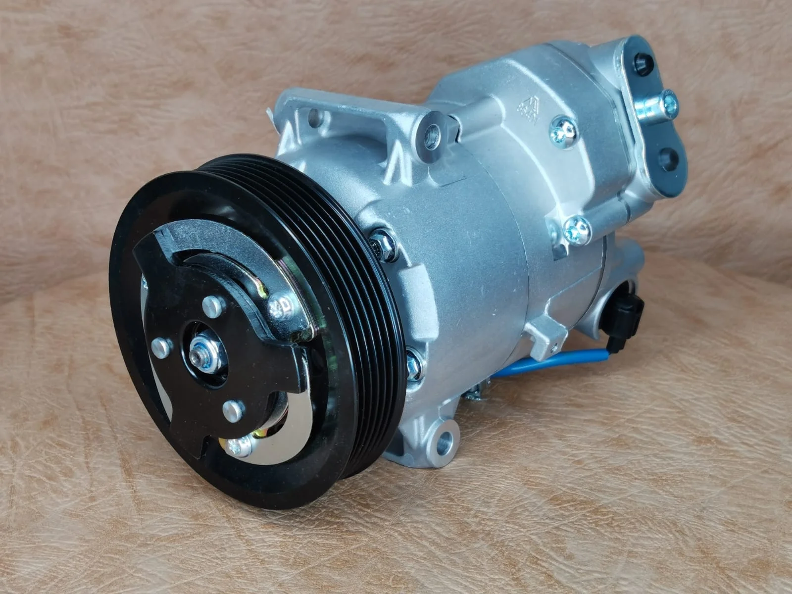 Компрессор кондиционера Опель Астра J, Мерива новы