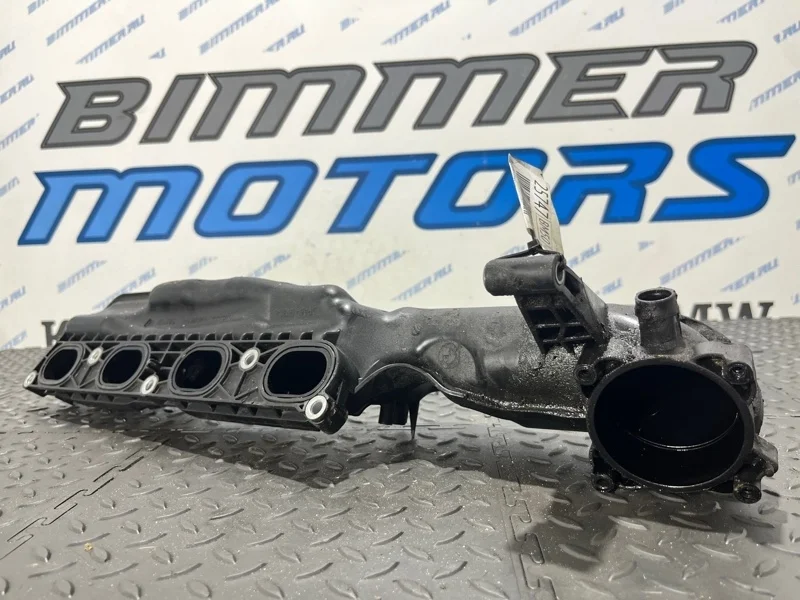 Впускной коллектор BMW 550iX 2014 11617601432 F10 N63B44B