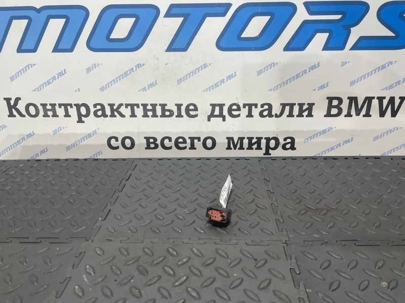Разъем BMW X5 37146870200 F15 N55B30A, левый