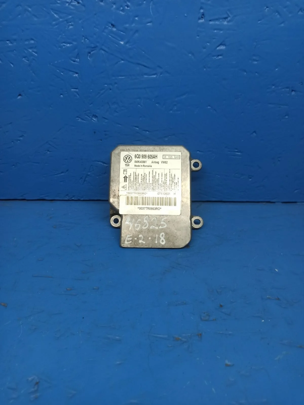 Блок управления Airabag VW Caddy, Skoda Octavia a5