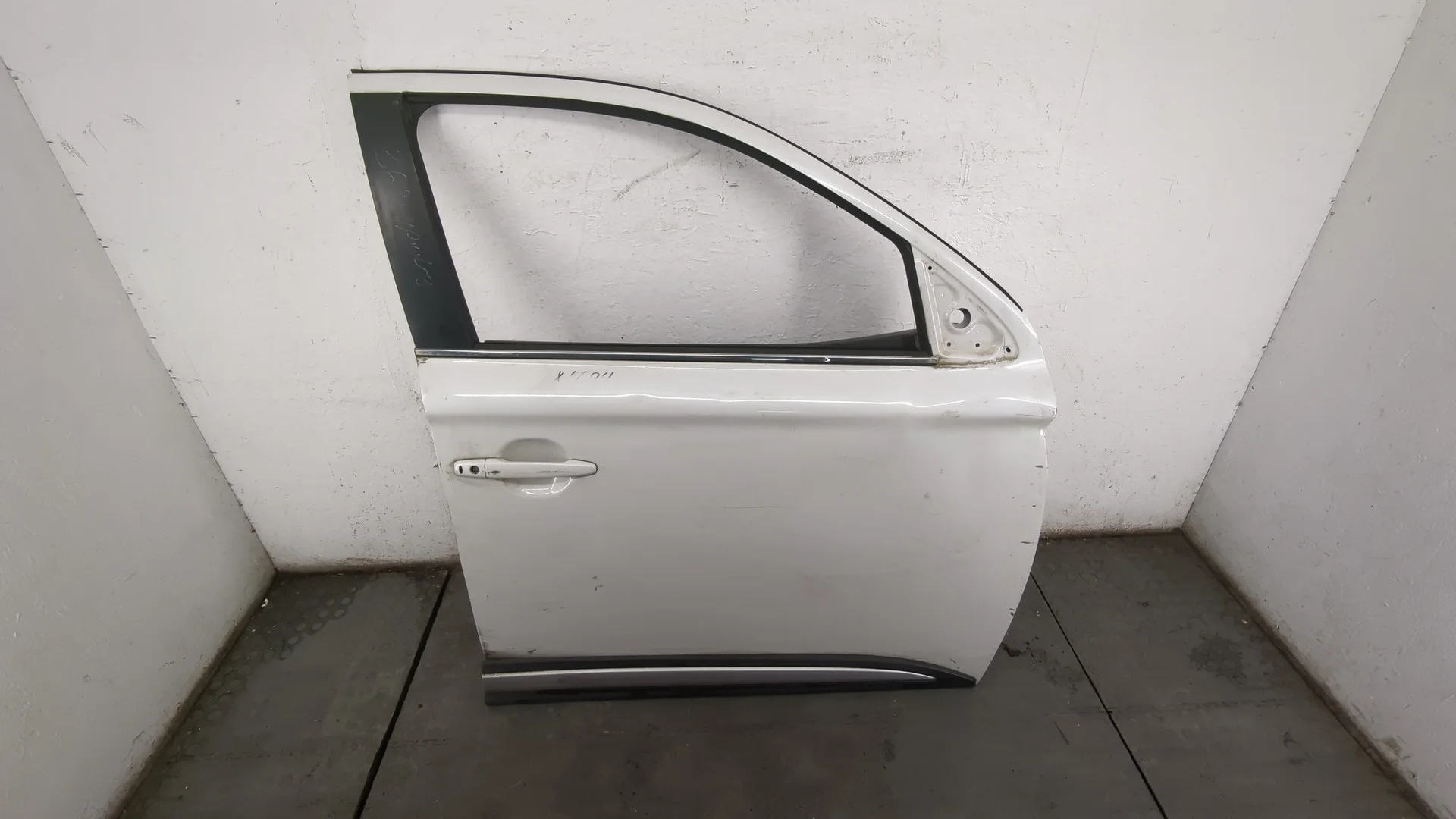 Дверь боковая (легковая) Mitsubishi Outlander 2012-2021 КПП вариатор 4J11 Бензин 2 л Инжектор