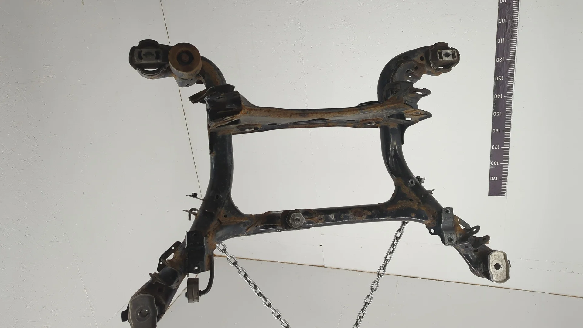 Балка подвески задняя Audi Q7 2015-2025 КПП автомат 4х4 (АКПП) DMFB Бензин 2 л TFSI