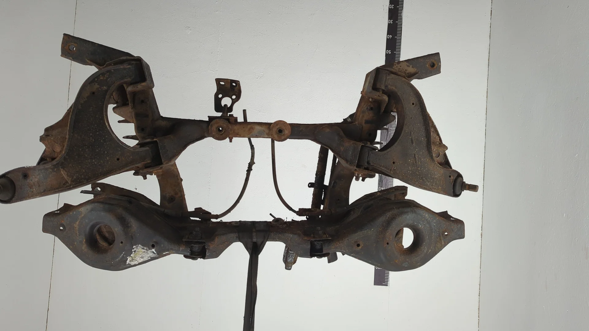 Балка подвески задняя Nissan Pathfinder 2004-2014 КПП 6-ст.мех 4х4 (МКПП) YD25DDTI Дизель 2.5 л DCI