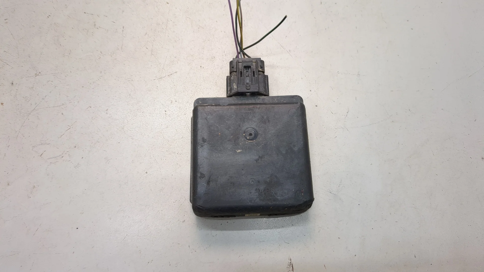 Датчик слепых (мертвых) зон Ford Edge 2015-2018 КПП автомат 4х4 (АКПП) C27PD0X Бензин 2.7 л Турбо-инжектор