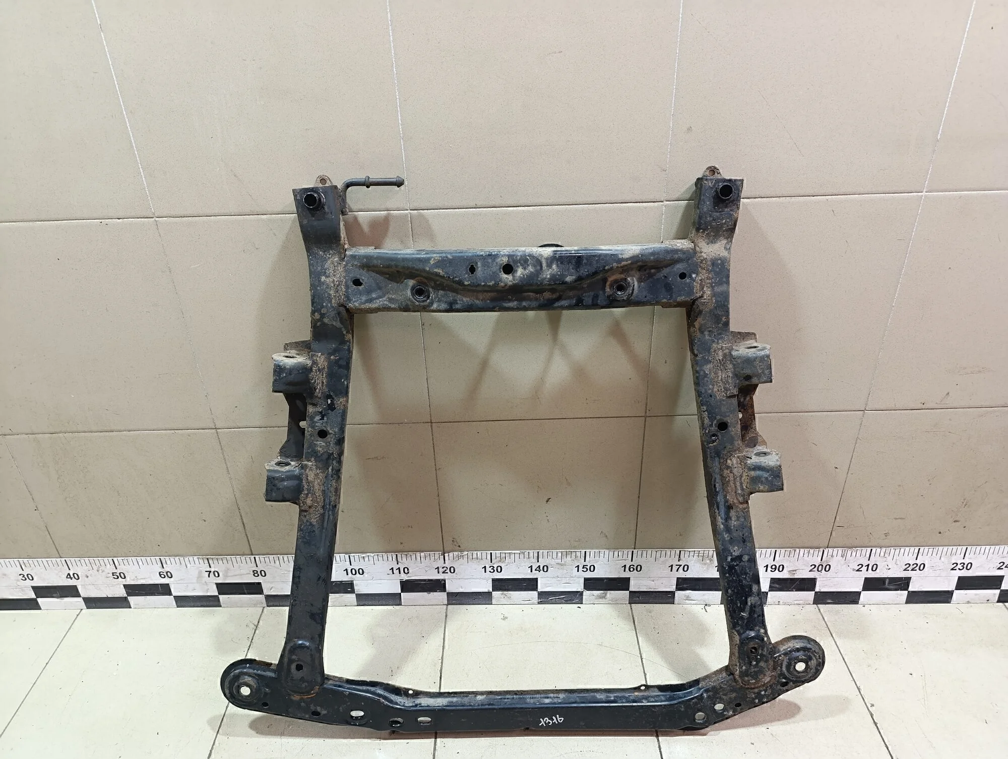 Балка подмоторная Logan 2005-2014