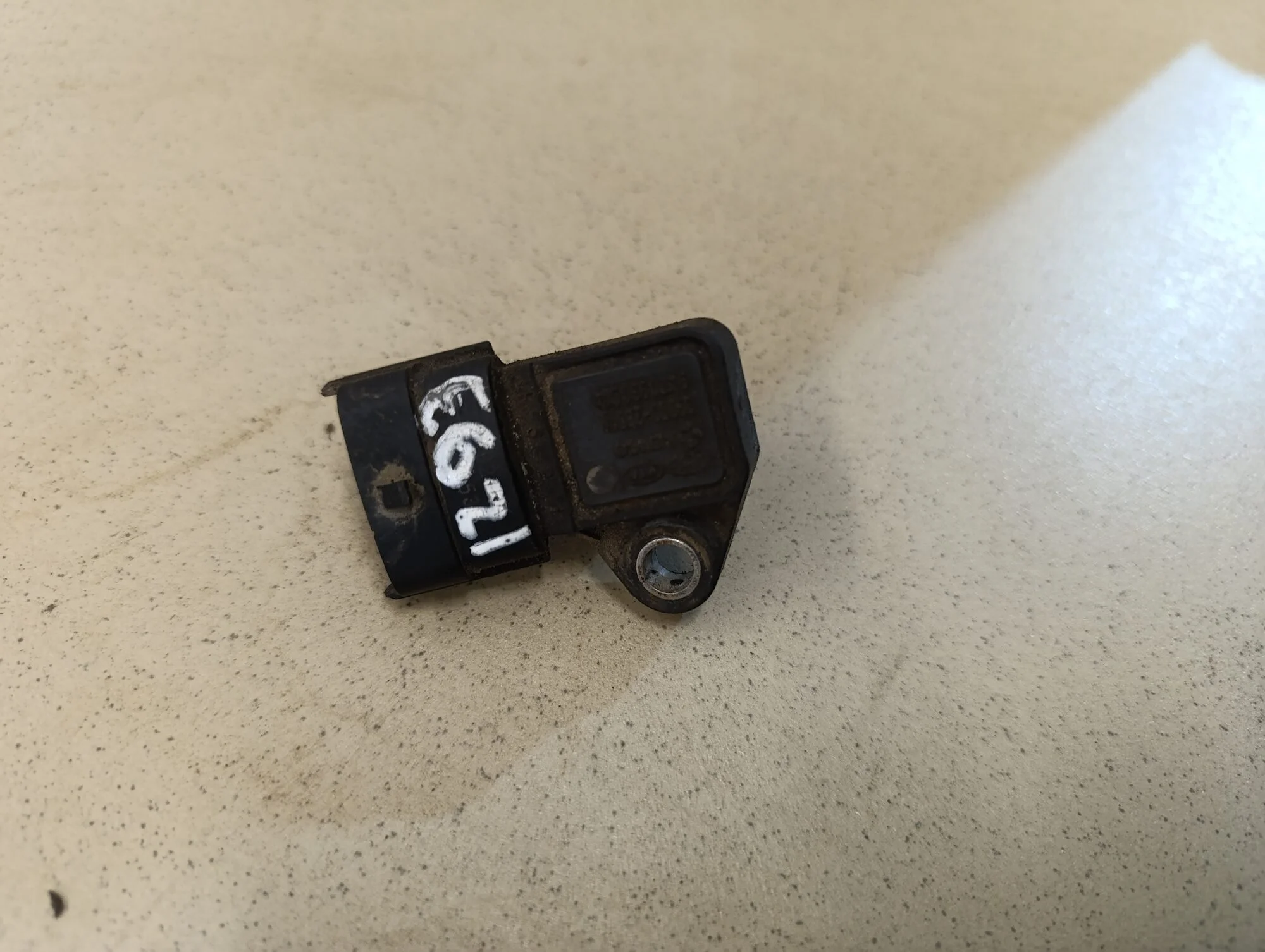 Датчик абсолютного давления Solaris 2010-2017