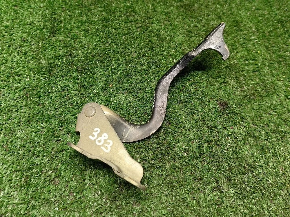 Петля капота правая Chevrolet Lacetti