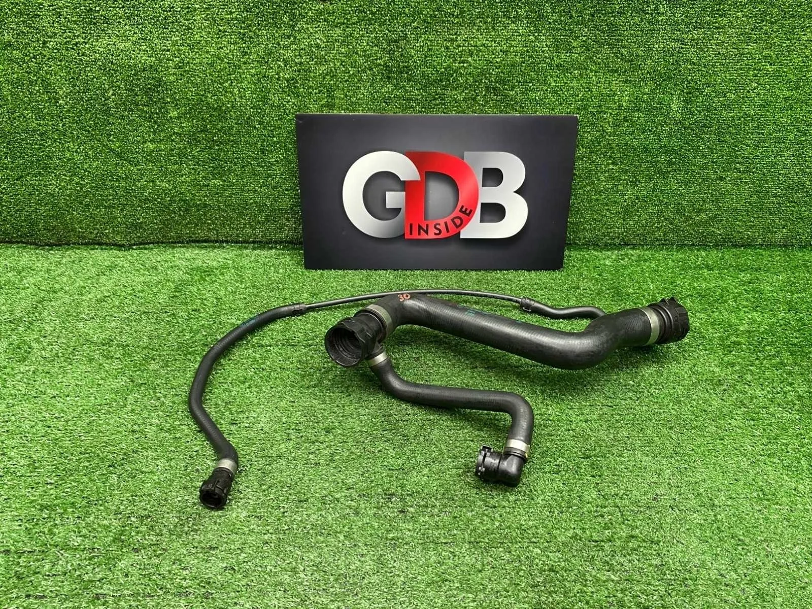 Патрубок системы охлаждения BMW 3 series 04.11.2009 17127531768 E90 N46B20B