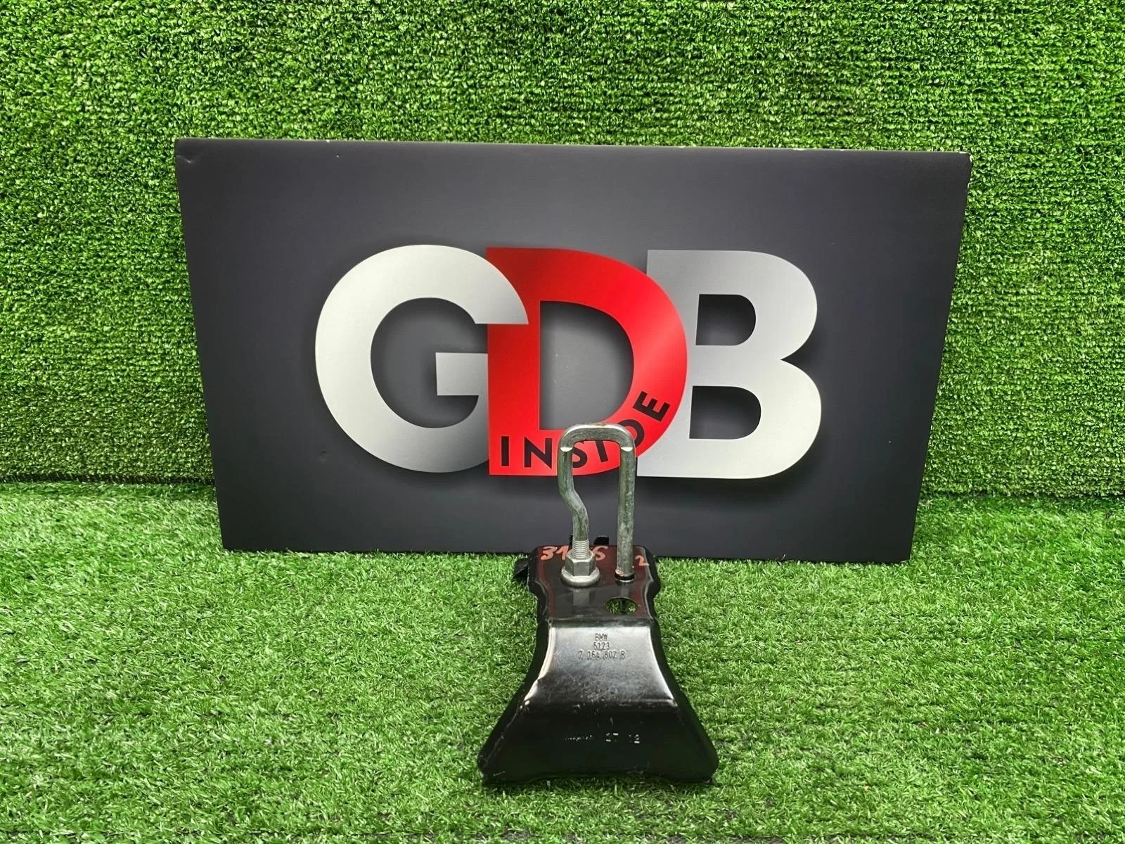 Скоба замка капота BMW X5 17.09.2012 51237164802 E70 N57D30A, передняя правая