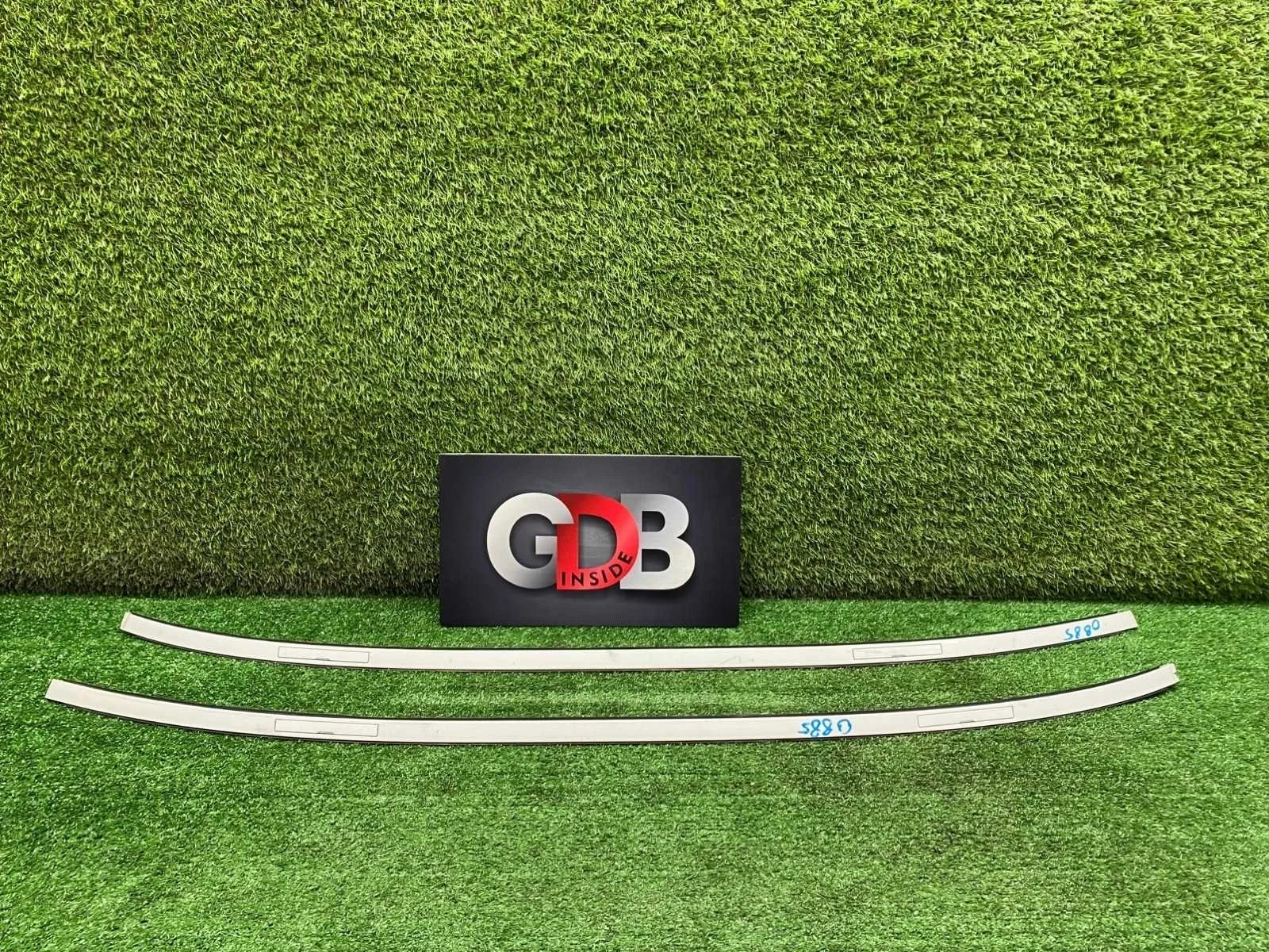 Молдинг BMW 3 series 04.11.2009 51137124253 E90 N46B20B