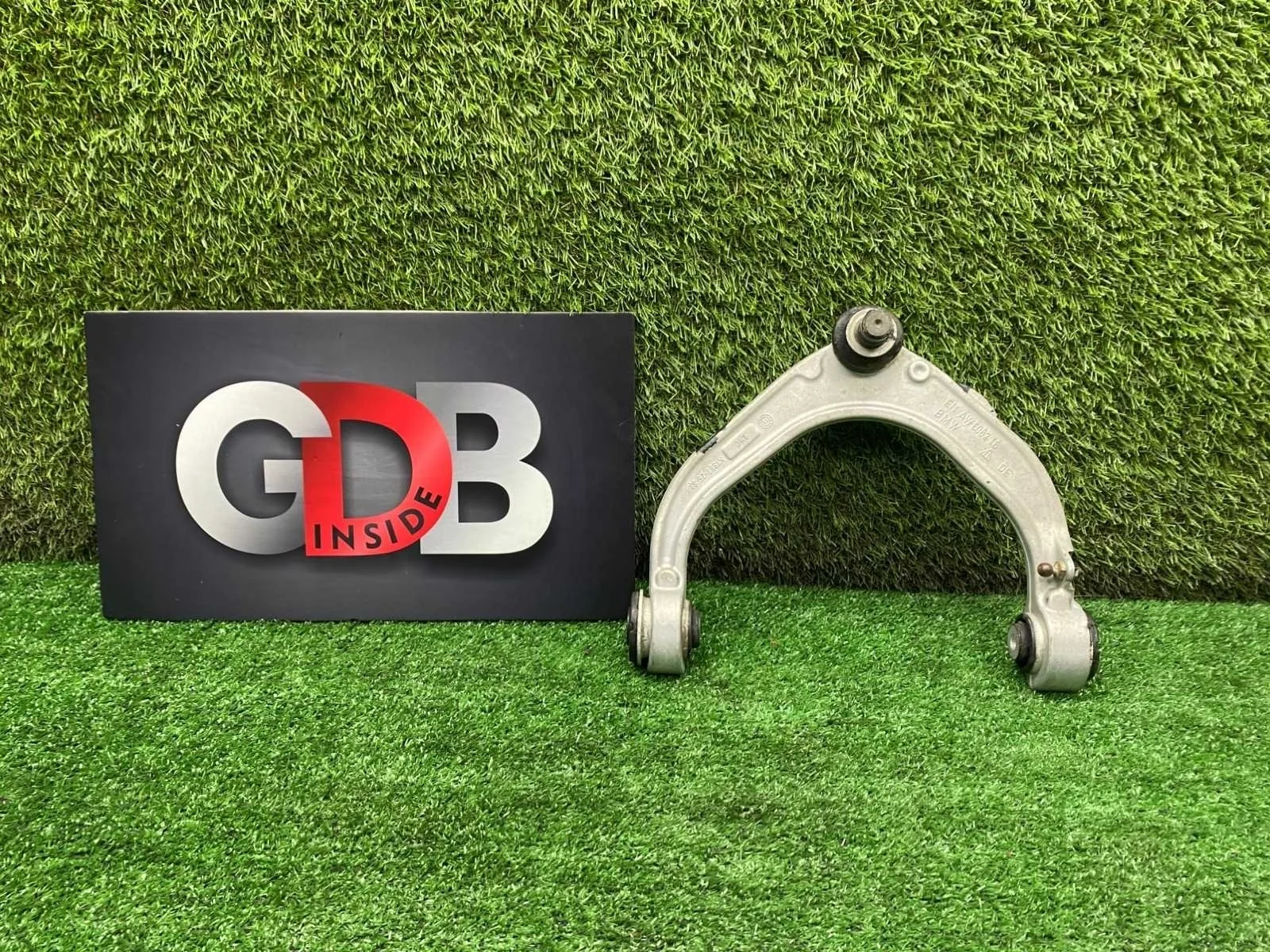 Рычаг подвески верхний BMW X5 22.10.2013 31126863786 F15 N57D30A, передний правый