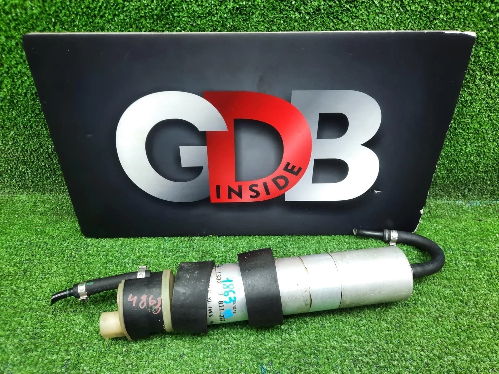 Подогрев топлива BMW X5 10.07.2015 13328572517 F15 N57D30A, правый